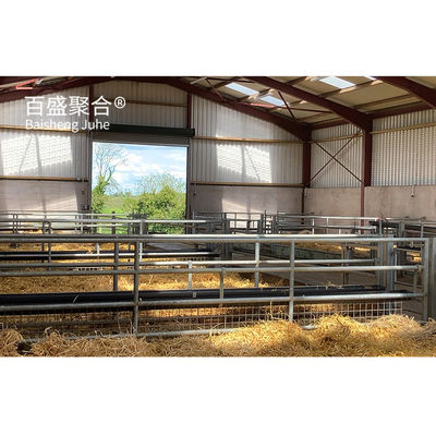 Ưu đãi Prefabricated Steel Structure Ngôi nhà nuôi dê với cửa trượt