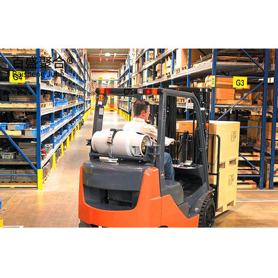 Xe nâng ngoài đường loại Q235B Q355B cho kho thiết bị lưu trữ hạng nặng