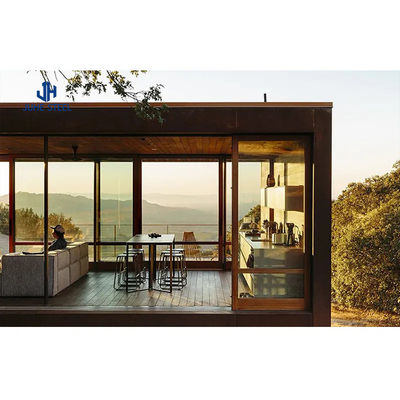 Nhà chứa sang trọng theo phong cách hiện đại Thiết kế Prefab với cửa thép và cửa sổ nhôm