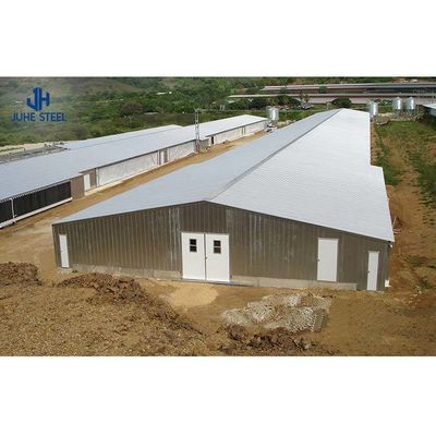 Cửa cuộn Cấu trúc thép tiền chế Ngôi nhà bò cho gia cầm Căn lều thương mại
