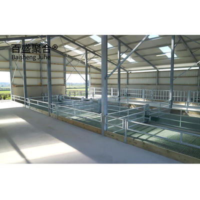 Cửa cuộn Căn hộ gia súc được chế tạo sẵn cho dê Chỗ chăn cừu Nhà bò Chỗ chăn cừu