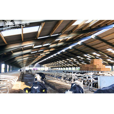 Dịch vụ cắt Q235 Thép carbon thấp Cửa hàng nông nghiệp di động cho gà lợn dê bò