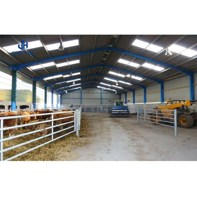 Nhựa bọc ống tròn khung chính Prefab Chỗ trú vật nuôi cho bò ngựa cừu