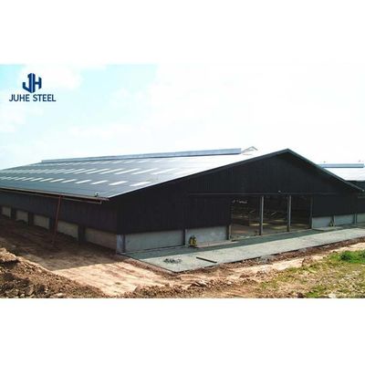 Nhà khung thép được chế tạo sẵn theo tiêu chuẩn ASTM cho xây dựng chuồng bò