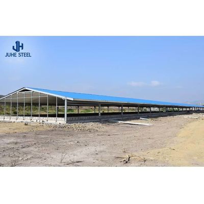 Q235/Q235B/Q355/Q355B Nhà kho nông nghiệp kim loại với cửa sổ hợp kim nhôm