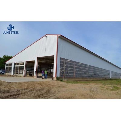 Tiêu chuẩn ASTM uốn cong hàn kim loại Chỗ trú vật nuôi Thép khung Chỗ trú ngựa